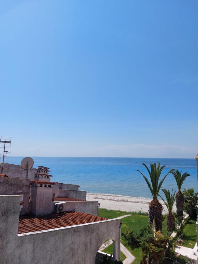 Apartment In Siviri Sea View Esterno foto