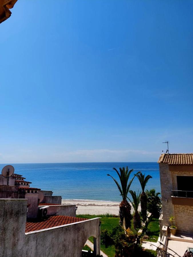 Apartment In Siviri Sea View Esterno foto